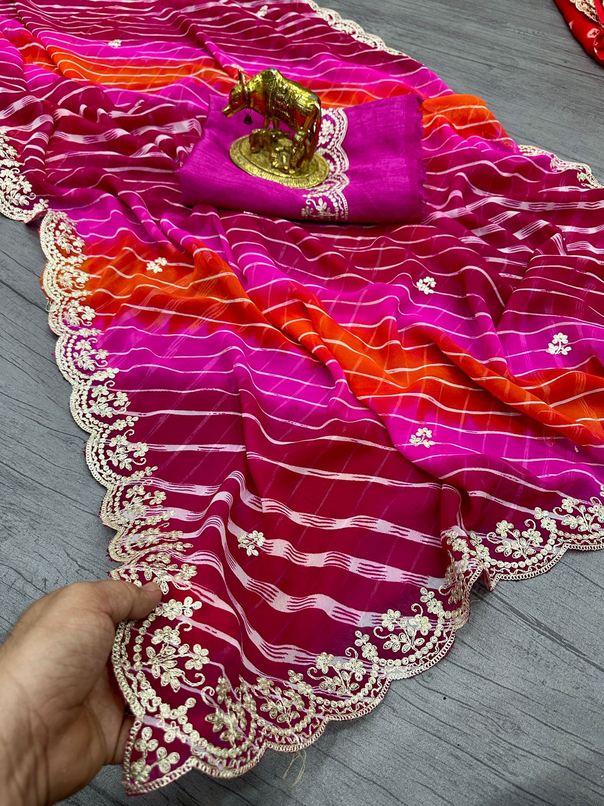 Exclusive Arrival’s Make every moment special with this Beautifully crafted Traditional Saree
