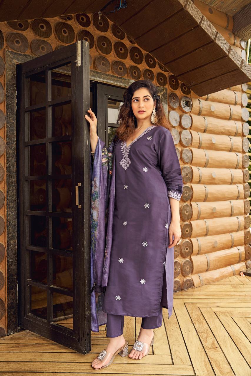ROMAN SILK WITH HEAVY EMBROIDERED WORK FULL STITCHED
