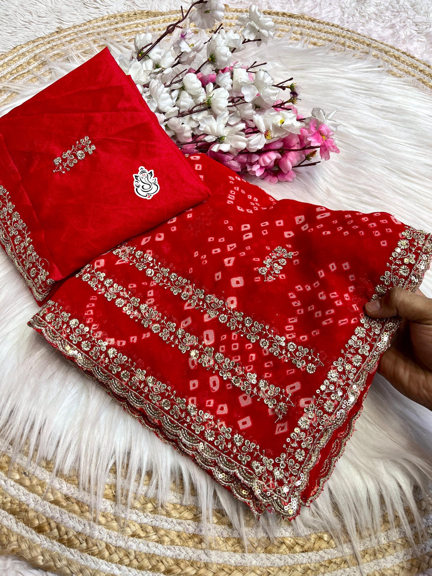 Soft c*c Georgette Bandej With c-Pallu Sequence Thread Coding