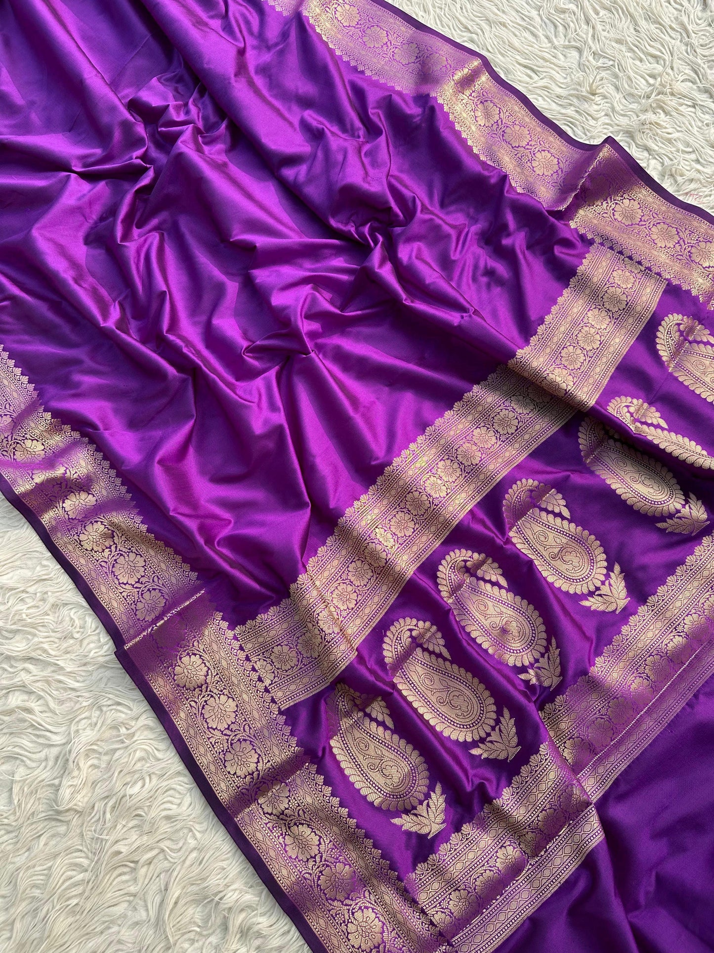 New Wedding Wear Banarasi Soft Silk Jacquard Weaving Work Fancy Designer Saree