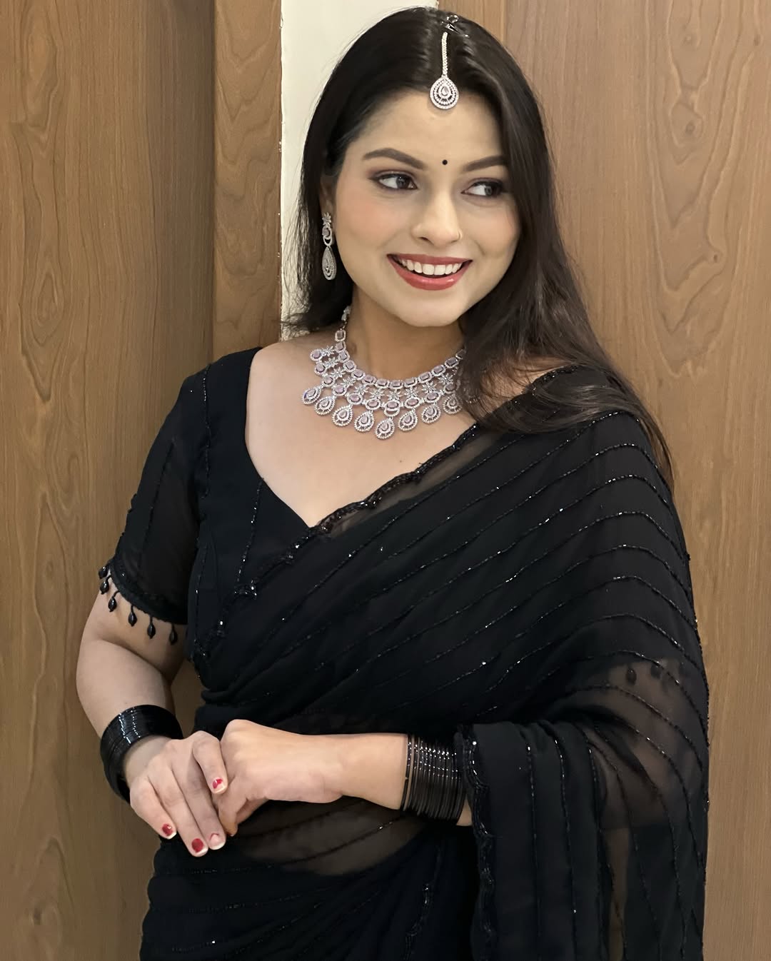Premium Party Wear Pure Georgette Saree with Original Black Beads Work