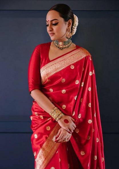 BEAUTIFUL RICH PALLU & JACQUARD WORK ON ALL OVER