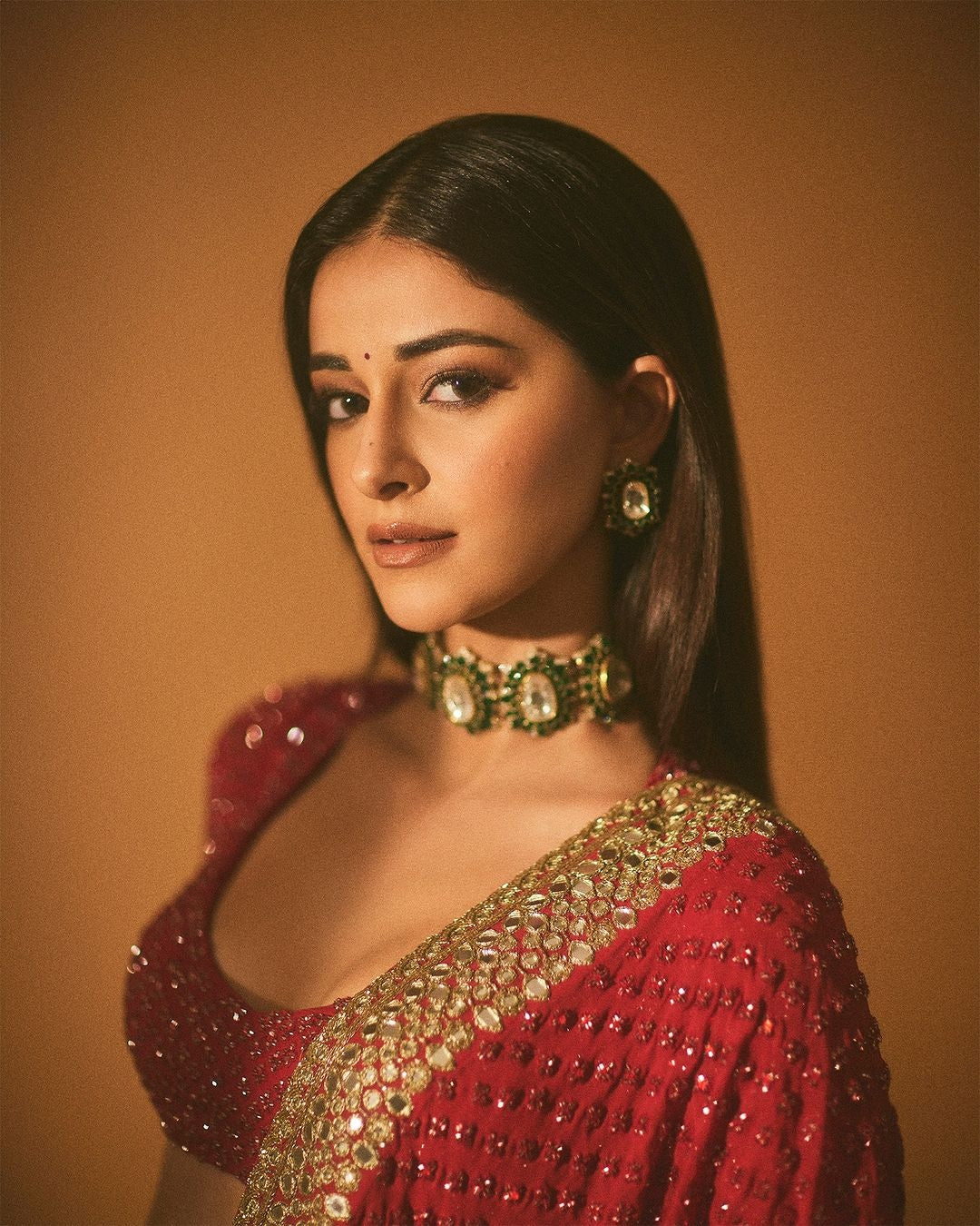 ANCY EMBRODERY THREAD WITH SEQUENCE 5mm WORK SAREE
