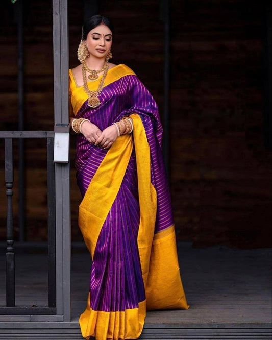 BEAUTIFUL RICH PALLU & JACQUARD WORK ON ALL OVER THE SAREE