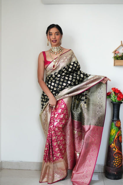 SOFT COTTON SILK  ATTRACTIVE CHARMFULL SAREE