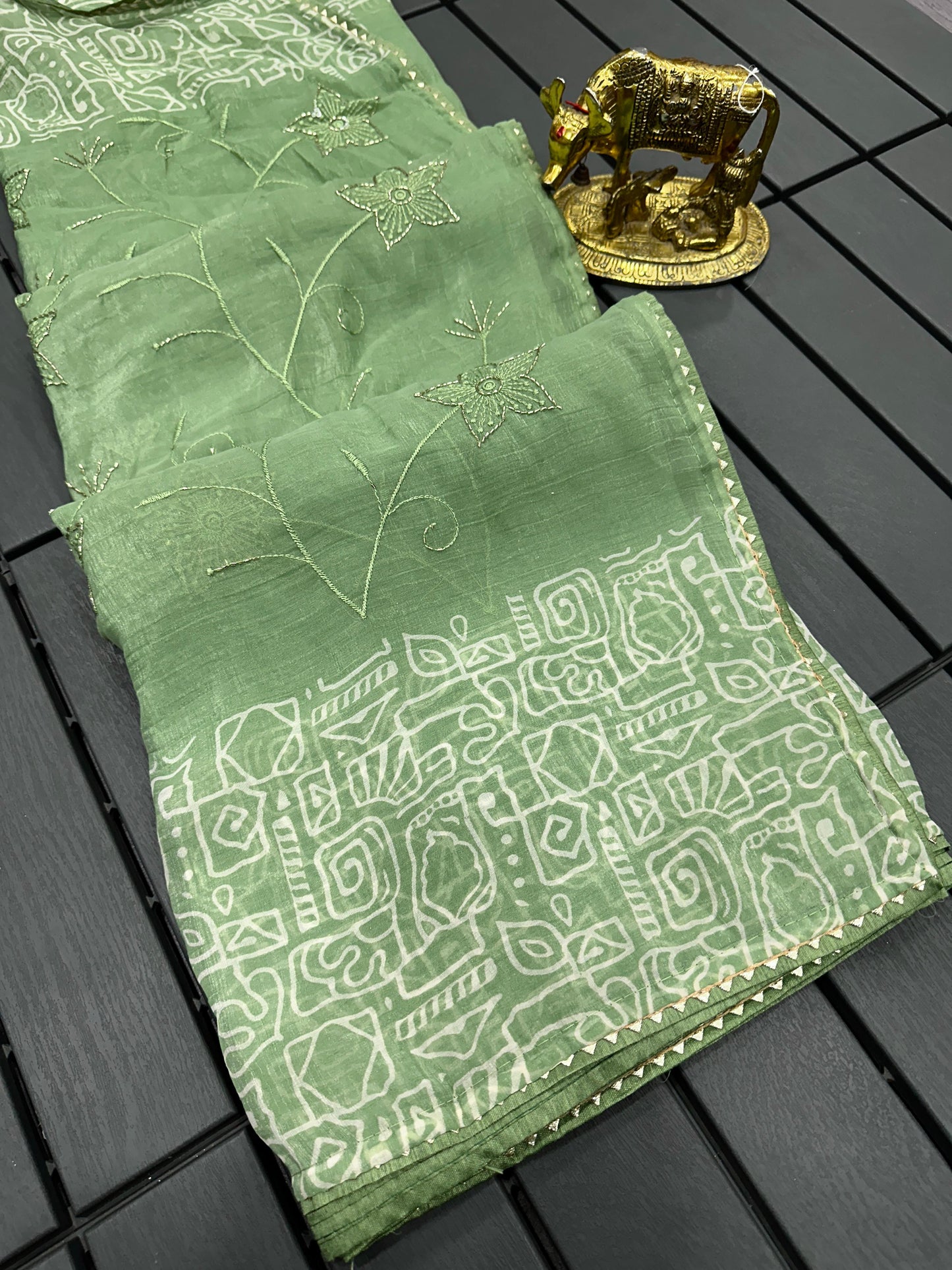 Luxury Beautiful Fandy silk  Saree Special upcoming festival Unique Bils work