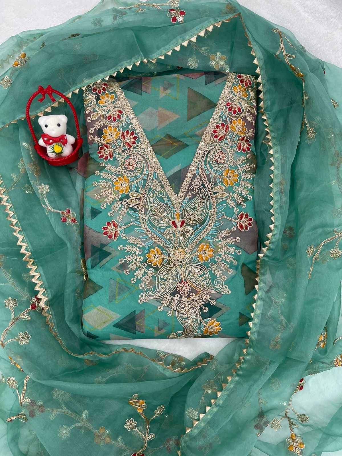 HEAVY TOP DUPPATA BOTTOM EMRODARY WORK