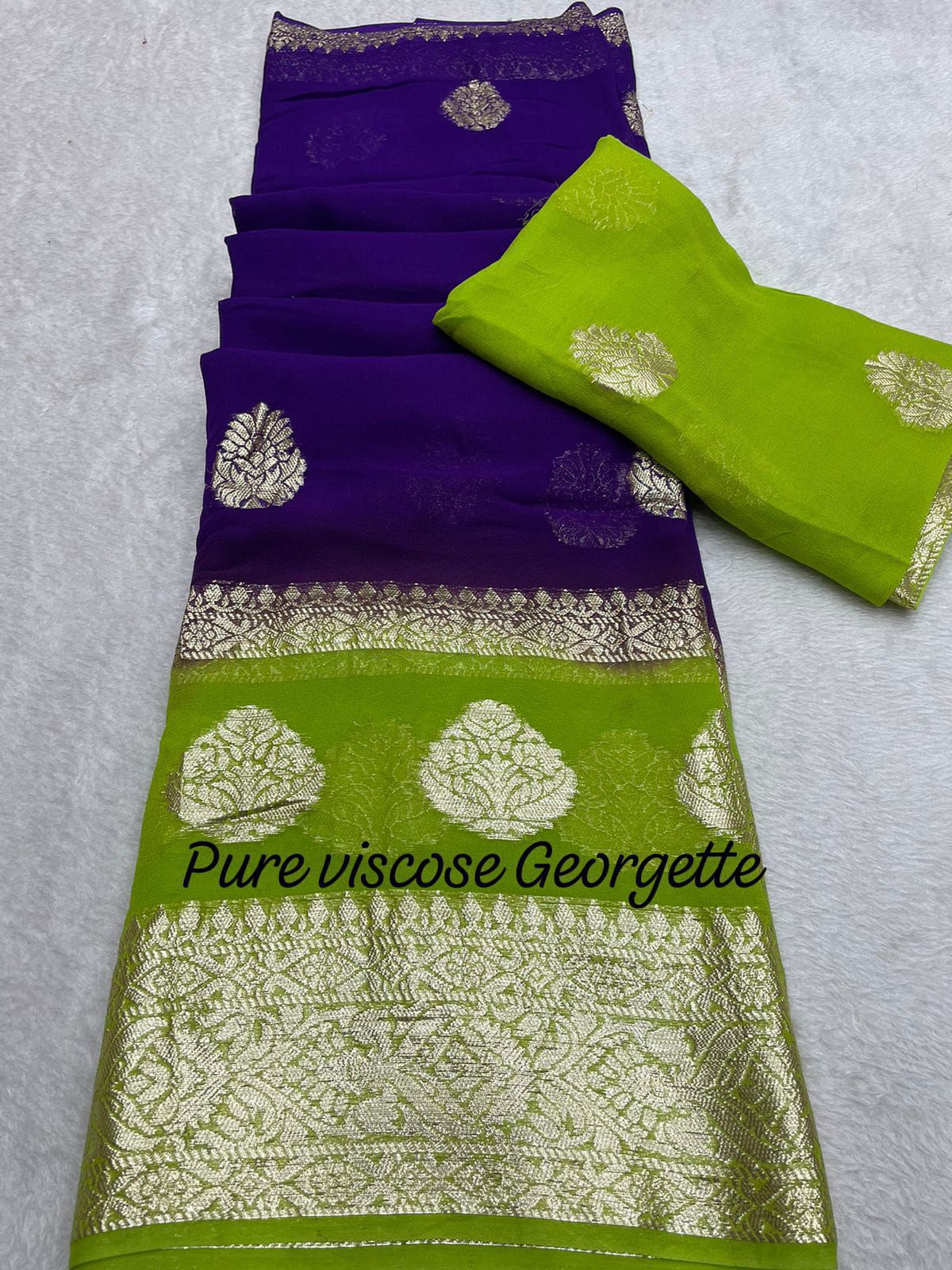 2DGeorgette Saree With Running Blouse