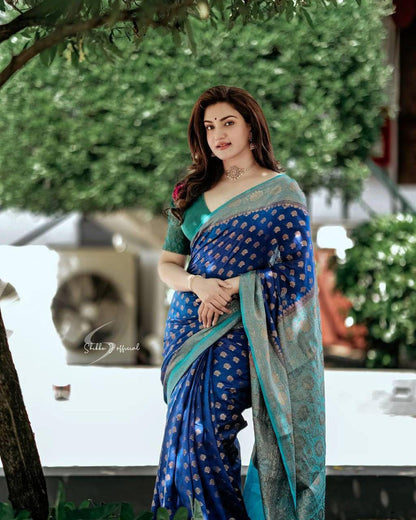 BEAUTIFUL RICH PALLU & JACQUARD WORK ON ALL OVER THE SAREE.