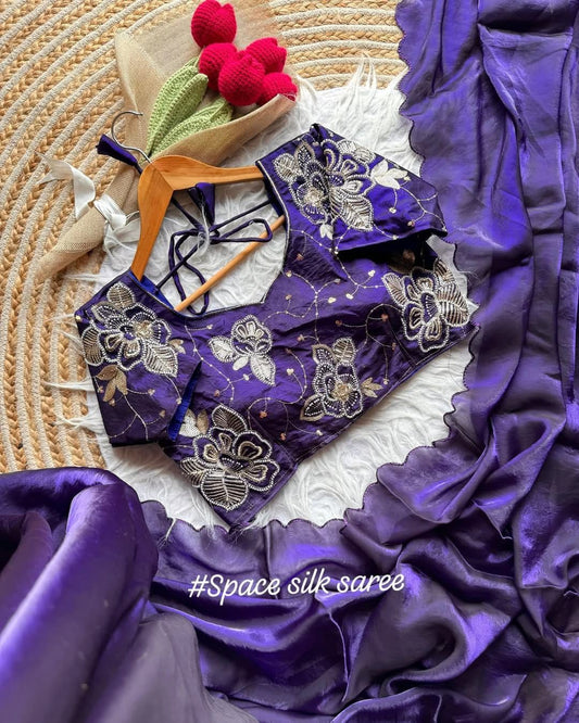 Exclusive pure space silk   Wghtless  Pattern Saree