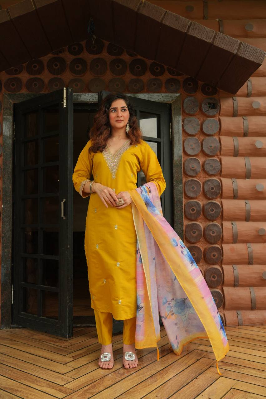 FULLY STITCHED ETHNIC SET  WITH DUPATTA