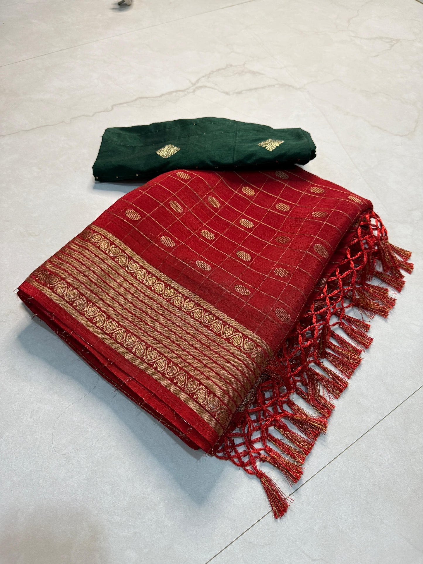 PURE  VIEWING JARI BUTTA ALL OVER IN SAREE