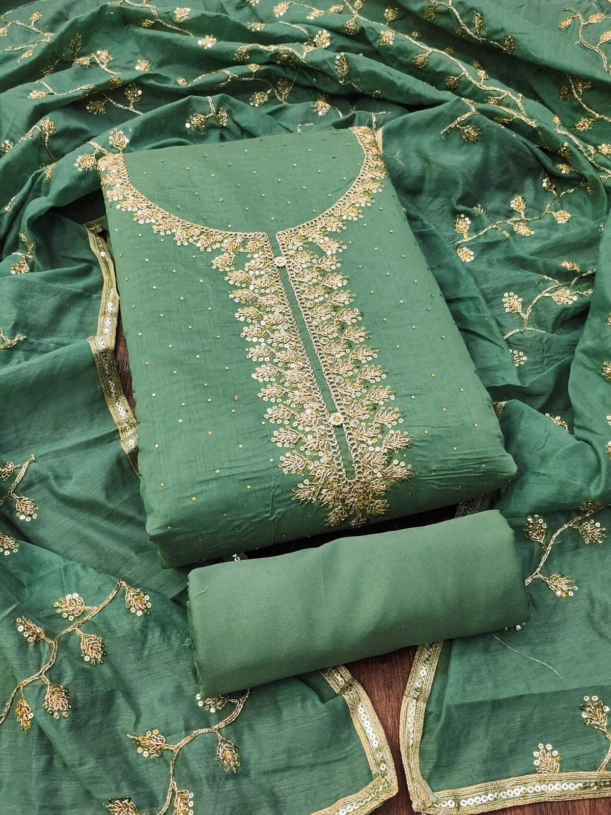 Top modal butti bottom inner heavy crep dupatta