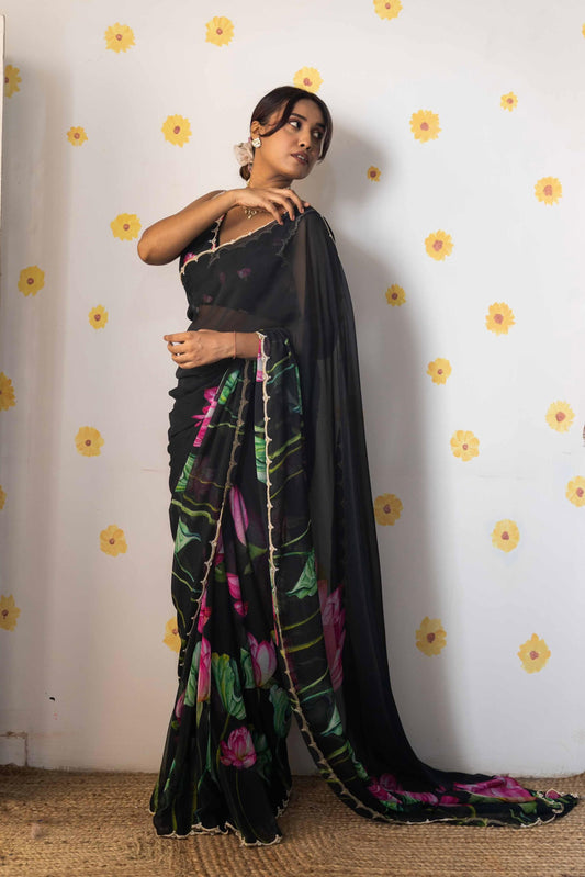Heavy khatliwork Border with digital print all over saree with motif border