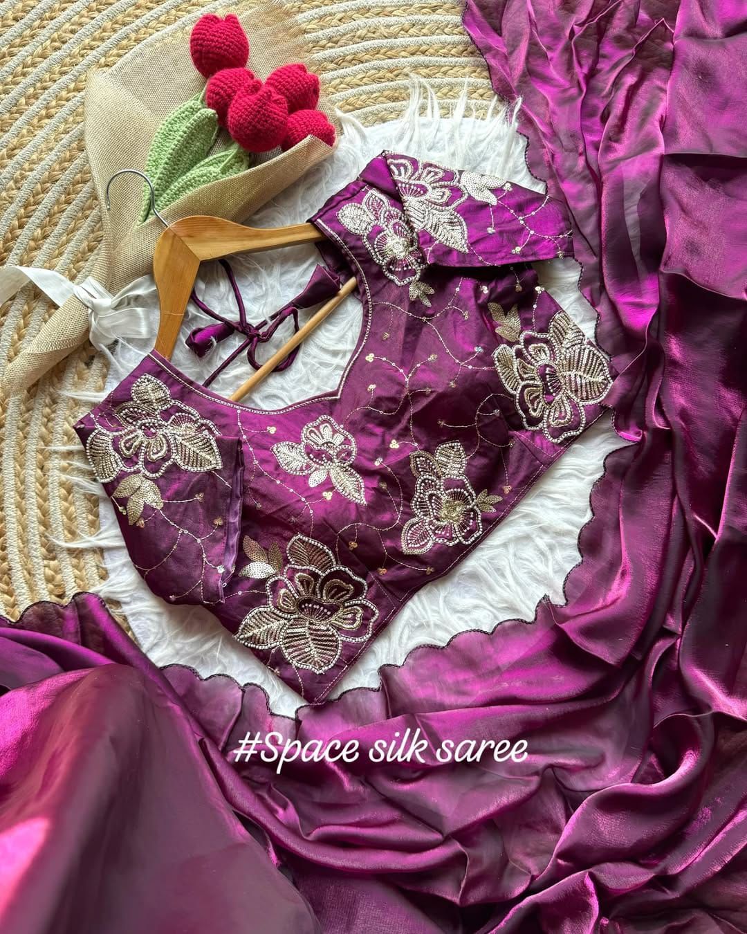 We get you what you look for pure  original space silk saree with pattern all over with blouse