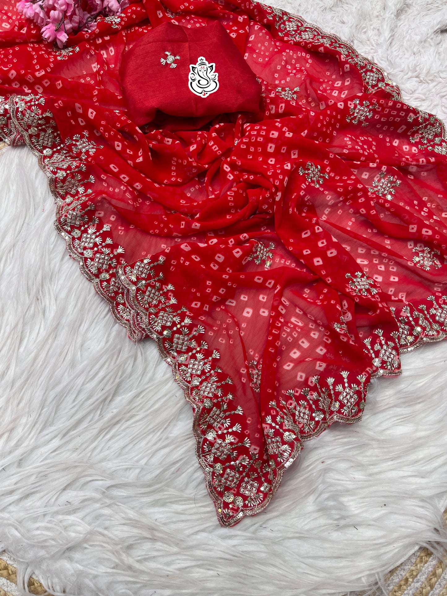 soft c*c Georgette bandej saree with beautiful c-pallu sequence thread work & butti in whole saree