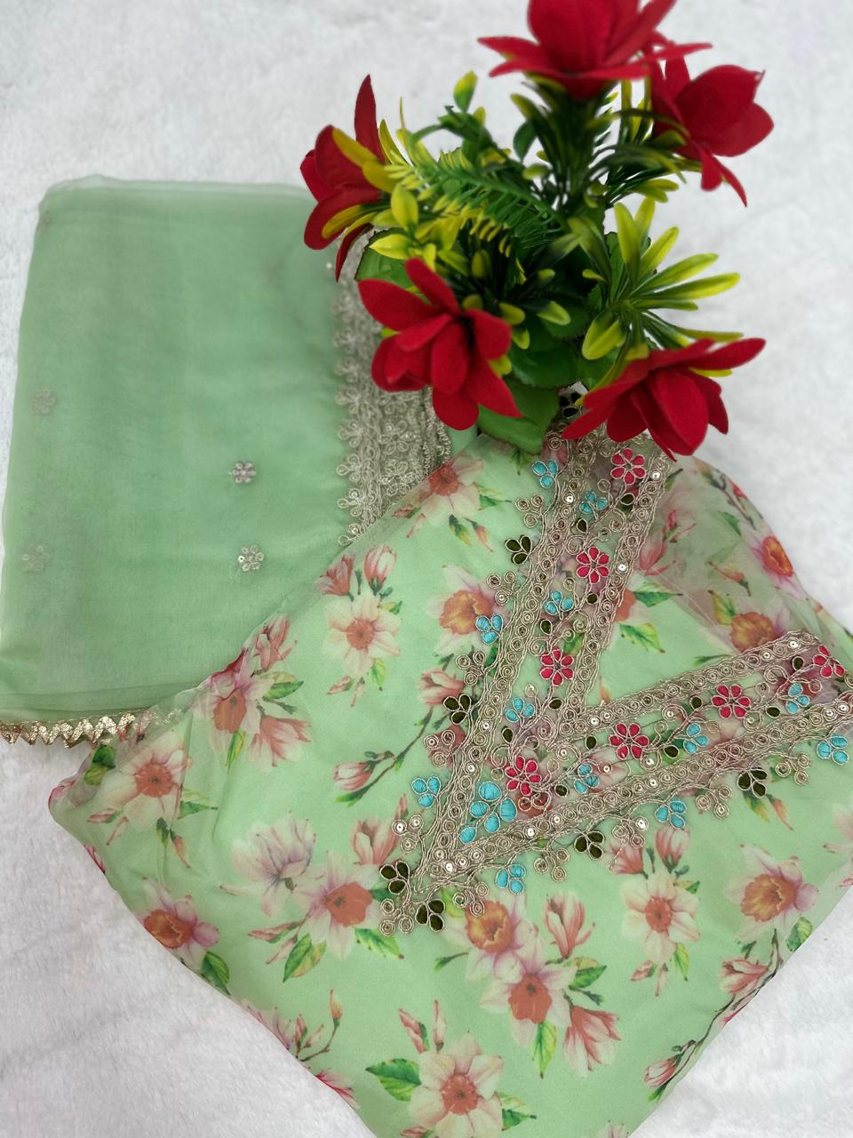 TOP DIGITAL HANDWORK DUPPATA ORAGANZA WORK INNER CRAPE