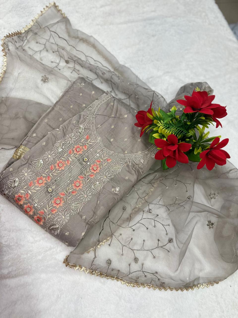 TOP DIGITAL HANDWORK DUPPATA ORAGANZA WORK INNER CRAPE