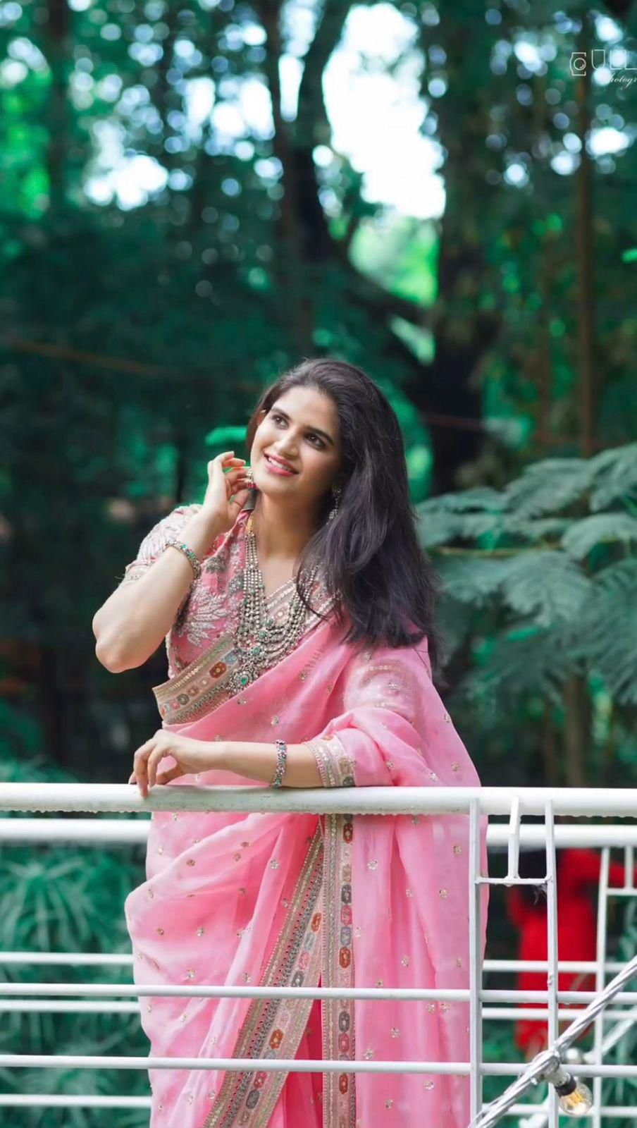 HEAVY SOFT TISSU ORGANZA SILK ON HEAVY EMBROIDERY ZARI MULTI THREAD, DORI & SEQUENCES WORK ALL OVER SAREE WITH BEAUTIFUL LACE BORDER ON SAREE