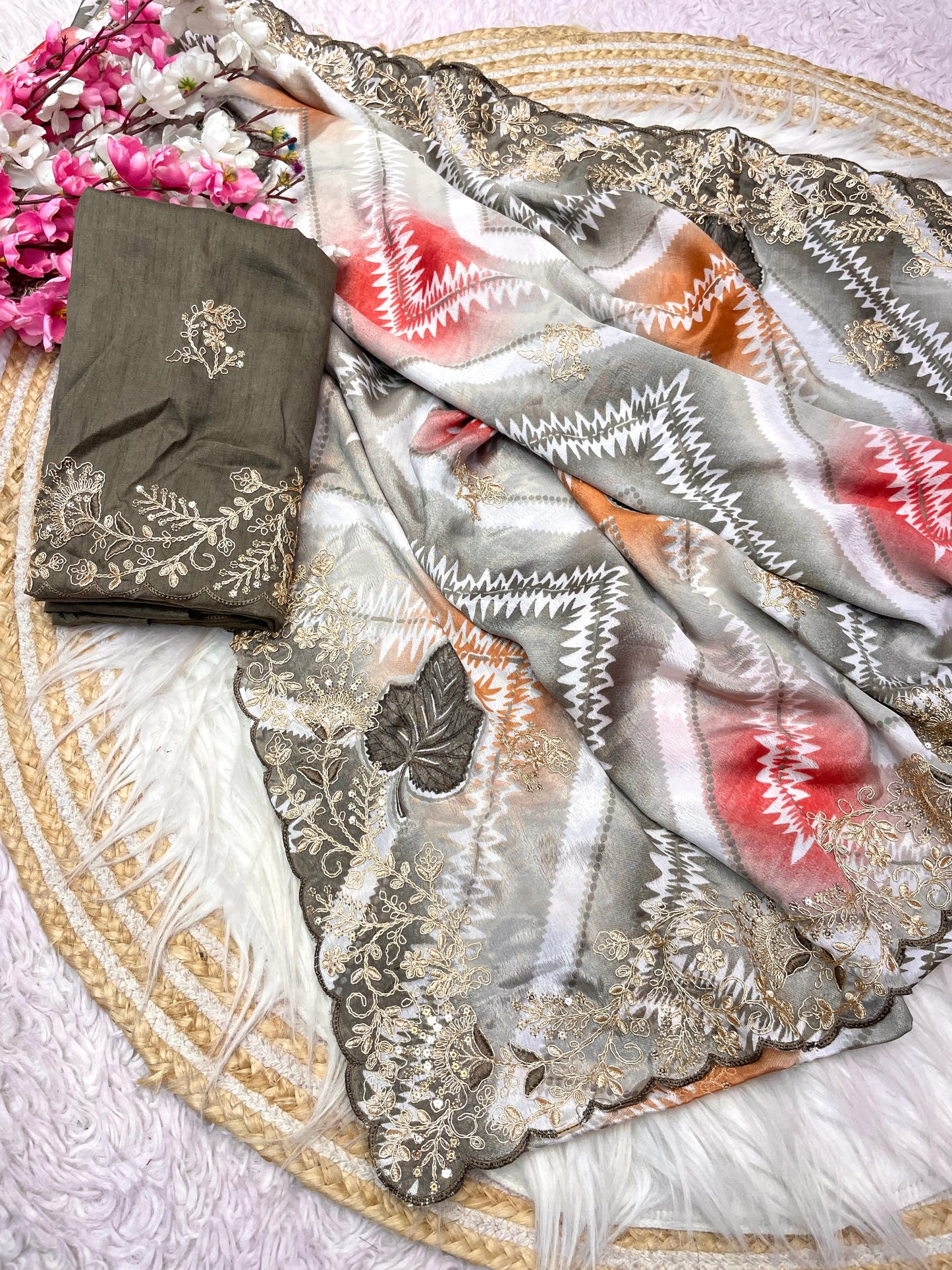 Mono banglori with pitta work Saree