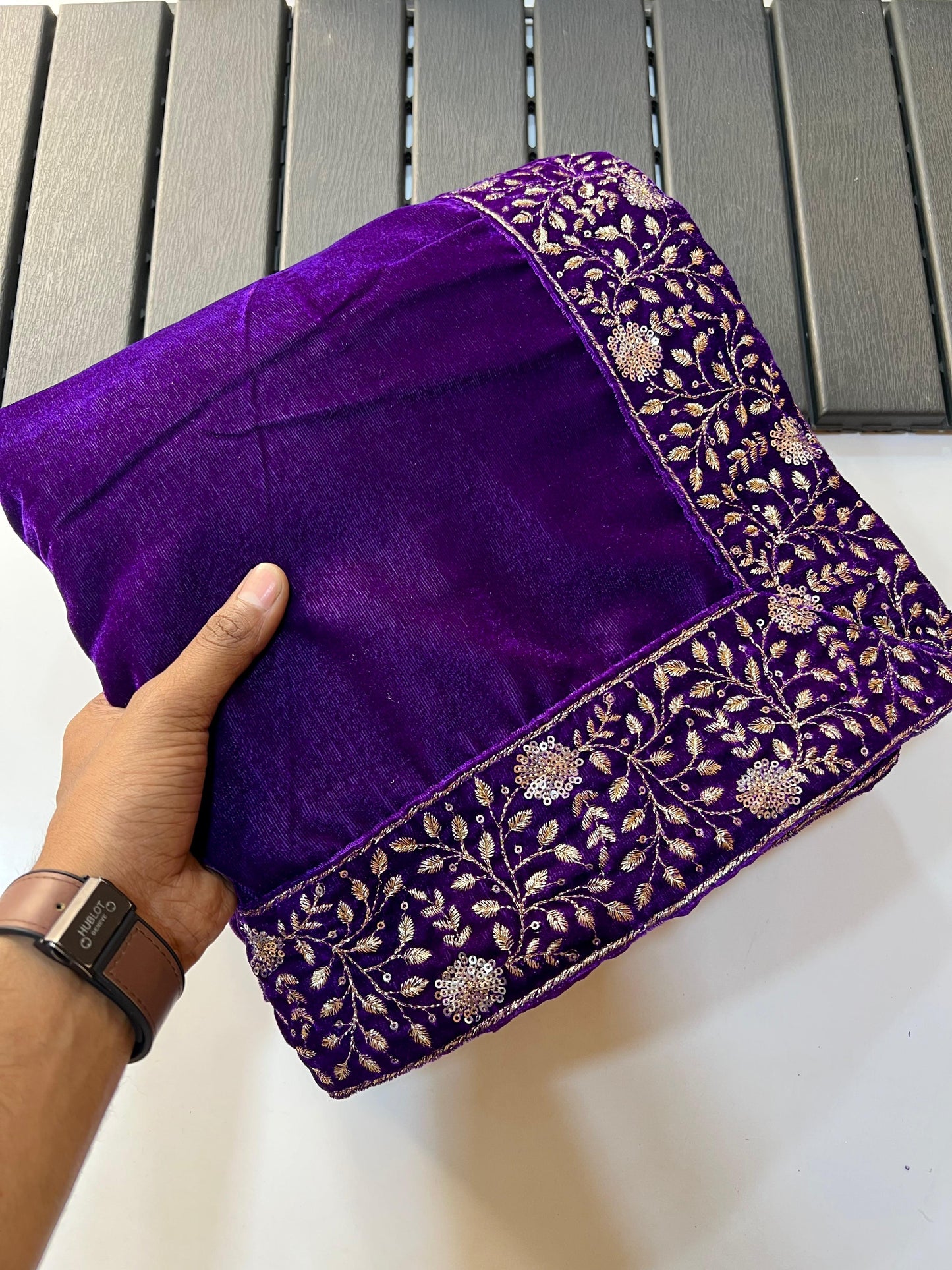 Premium Heavy 9000 Velvet Saree with Zari & Sequence Embroidery