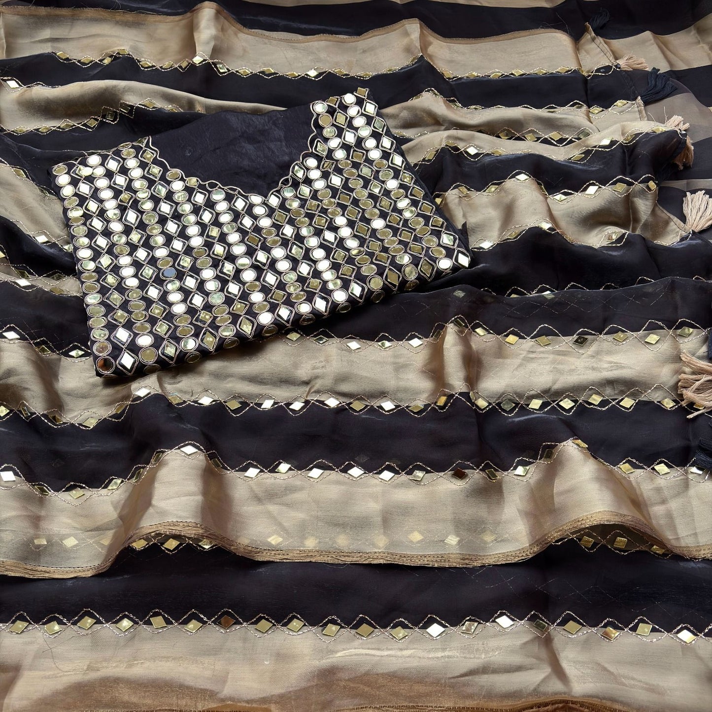 Wedding Special Space Silk Saree with Original Aari Embroidery