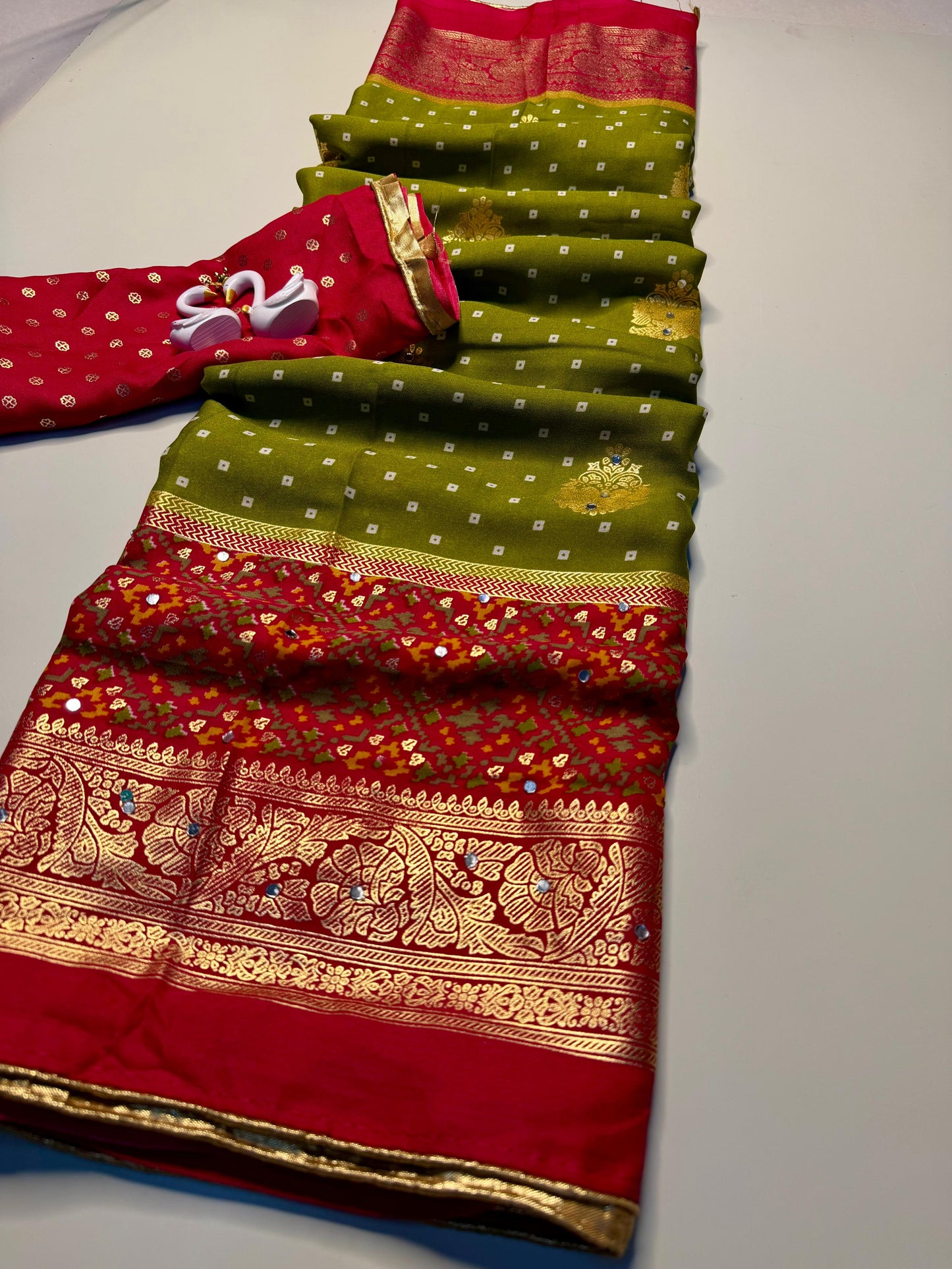 Designer Pure Moss Bandhani Saree with Stylish Jhumka Pallu