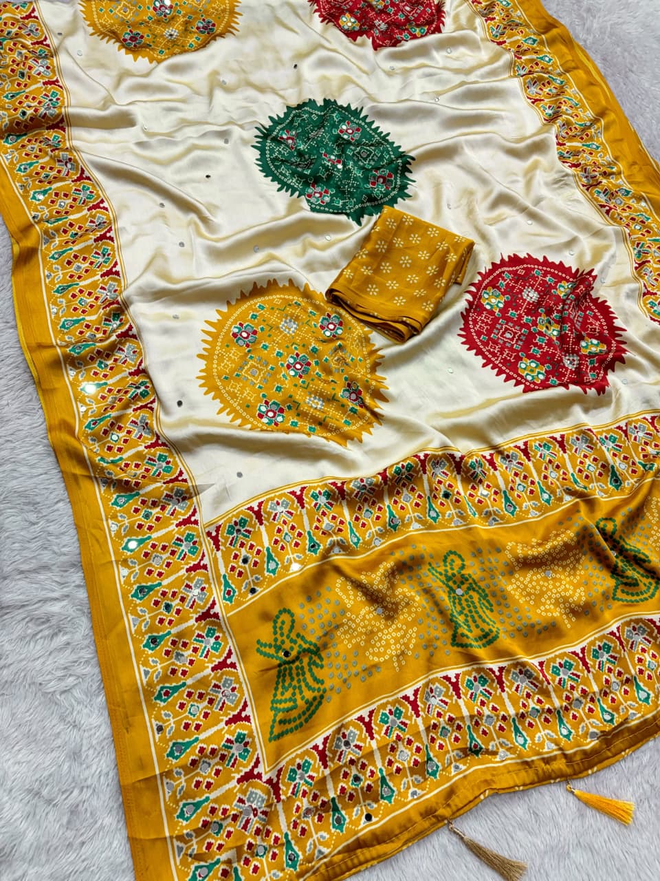 Moonlight Ultra Satin Silk Heavy Mono Banglori saree