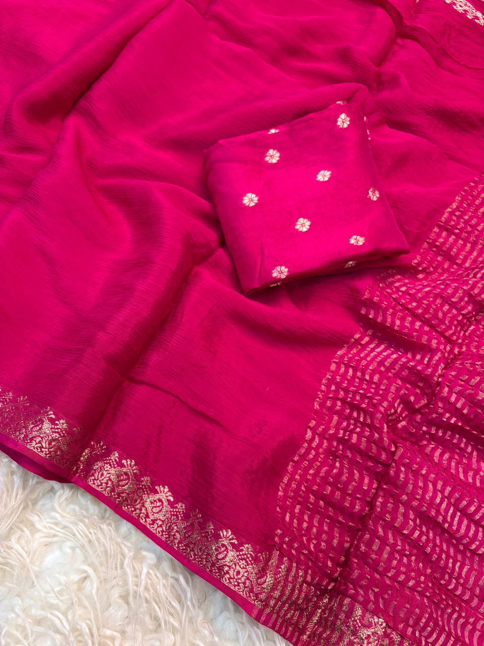 Solid Pastel Tone Lightweight Soft Silk Saree with Subtle Zari Border