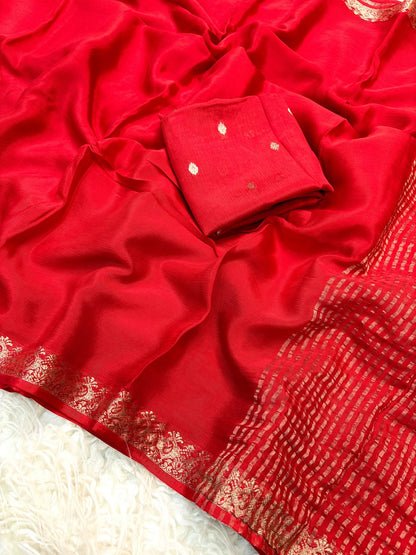 Solid Pastel Tone Lightweight Soft Silk Saree with Subtle Zari Border